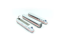 Laden Sie das Bild in den Galerie-Viewer, ICE2 digital 3 teilig m. Steuerwagen sound mfx Märklin H0 aus 29792