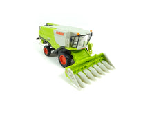 Laden Sie das Bild in den Galerie-Viewer, Modellbahn Modellauto Claas Lexion 760 Mähdrescher mit Maisvorsatz, Wiking H0 03 8911