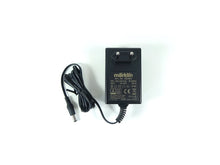 Laden Sie das Bild in den Galerie-Viewer, Märklin H0 66360, Schaltnetzteil 36 VA, neu