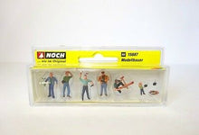 Laden Sie das Bild in den Galerie-Viewer, Modellbau Figuren Modellbauer mit Zubehör handbemalt, Noch H0 15887 neu, OVP