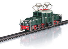 Laden Sie das Bild in den Galerie-Viewer, Elektrolok E - Lok Krokodil Replikat, Märklin H0 18045 neu OVP