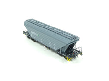Laden Sie das Bild in den Galerie-Viewer, Güterwagen Getreidesilowagen Uagpps 80m³ Railco, NME H0 513662 AC neu OVP