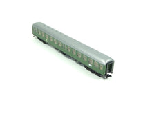 Laden Sie das Bild in den Galerie-Viewer, Personenwagen Reisezugwagen 2. Kl. DB, Trix H0 23160 neu OVP