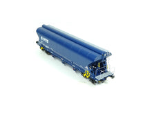 Laden Sie das Bild in den Galerie-Viewer, Getreidewagen Tagnpps 102m³ VTG 2 Auslässe, NME H0 504630 neu OVP