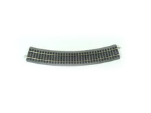 Laden Sie das Bild in den Galerie-Viewer, Gleise A Gleis mit Bettung gebogen x 6 R3, 908 mm, Piko H0 55413 neu, OVP