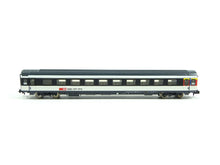 Laden Sie das Bild in den Galerie-Viewer, Reisezug Personenwagen SBB 1.Kl., Fleischmann N 890321 neu OVP
