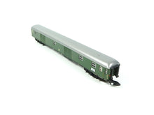 Laden Sie das Bild in den Galerie-Viewer, Märklin Z Schnellzug-Gepäckwagen D4üm-60 DB 87121 OVP
