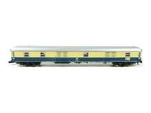 Laden Sie das Bild in den Galerie-Viewer, Märklin Z Personenwagen Gepäckwagen Düm 243 DB 8722 OVP
