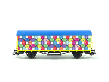 Laden Sie das Bild in den Galerie-Viewer, Märklin H0 Güterwagen Smiley Wagen 2024 neu 48882
