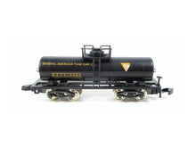 Laden Sie das Bild in den Galerie-Viewer, Märklin Z US-Güterwagen Tank Car G.A.T.X. 8643 OVP
