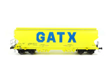 Laden Sie das Bild in den Galerie-Viewer, NME H0 Getreidewagen Tagnpps 95m³ GATX neongrün 525609 DC neu OVP
