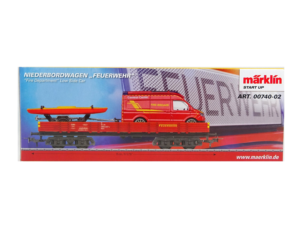 Märklin H0 Start up Niederbordwagen mit Feuerwehr-Fahrzeug u Kajak-Anhänger 00740-02 neu OVP