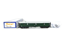 Laden Sie das Bild in den Galerie-Viewer, Roco H0 Packwagen Bauart Pw4üh BBÖ 45667 OVP
