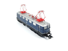 Laden Sie das Bild in den Galerie-Viewer, Piko (Trix Express Umbau) H0 Elektrolokomotive BR 141 DB 51514 OVP
