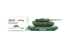 Laden Sie das Bild in den Galerie-Viewer, Märklin H0 Schwerlast-Flachwagen Rlmmps Leopard 2A6 Bundeswehr 48843 neu OVP
