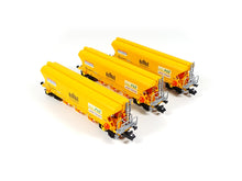 Laden Sie das Bild in den Galerie-Viewer, NME N Set Güterwagen Getreidewagen NACCO PSZ 211660 211661 211662 neu OVP
