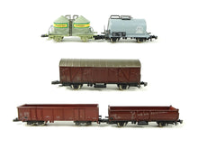 Laden Sie das Bild in den Galerie-Viewer, Märklin Z Güterwagen-Set 5-teilig DR 8204 OVP

