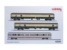 Laden Sie das Bild in den Galerie-Viewer, Märklin H0 Expressgut Set DB 42830 neu OVP
