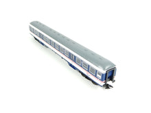 Laden Sie das Bild in den Galerie-Viewer, Märklin H0 Personenwagen 2. Klasse TRI 43827 neu OVP
