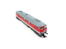 Laden Sie das Bild in den Galerie-Viewer, Märklin H0 Diesellokomotive BR 132 DR mfx sound 36436 neu OVP
