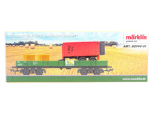 Laden Sie das Bild in den Galerie-Viewer, Märklin H0 Start up Niederbordwagen mit Fliegl Anhänger u Strohballen 00740-01 neu OVP
