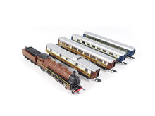 Laden Sie das Bild in den Galerie-Viewer, Märklin Z Zugpackung Orient Express CIWL  8108 OVP - Bastler
