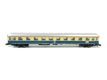 Laden Sie das Bild in den Galerie-Viewer, Märklin Z Personenwagen Aüm 1. Kl DB 8720
