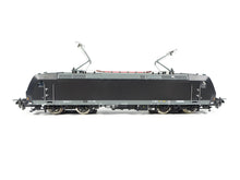 Laden Sie das Bild in den Galerie-Viewer, Roco (Trix Express Umbau) H0 Elektrolokomotive BR 185 der MRCE 69807 OVP
