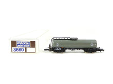 Laden Sie das Bild in den Galerie-Viewer, Märklin Z Güterwagen Kesselwagen Eva DB 8660 OVP
