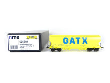 Laden Sie das Bild in den Galerie-Viewer, NME H0 Getreidewagen Tagnpps 95m³ GATX neongrün 525601 DC neu OVP
