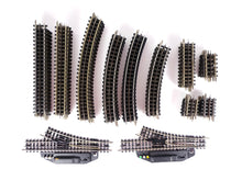 Laden Sie das Bild in den Galerie-Viewer, Trix Express H0 Gleise Konvolut 52-teilig gerade gebogen Weiche Trenngleis
