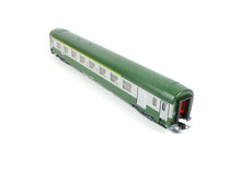 Laden Sie das Bild in den Galerie-Viewer, Roco H0 Personenwagen  UIC-Y- Reisezugwagen  B7D SNCF 45205 OVP
