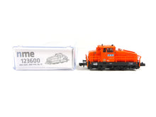 Laden Sie das Bild in den Galerie-Viewer, NME N Rangierdiesellok DHG 500 C „RBH“ DCC orange 123600 neu OVP
