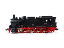 Laden Sie das Bild in den Galerie-Viewer, Fleischmann H0 Dampflokomotive BR 94 DB analog 4093 AC OVP
