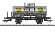 Laden Sie das Bild in den Galerie-Viewer, Märklin H0 Kesselwagen British Petroleum (BP) DSB 46486 neu OVP

