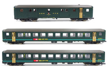 Laden Sie das Bild in den Galerie-Viewer, Roco H0 Personenwagen Set SBB 3 tlg 6200090 neu OVP
