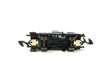 Laden Sie das Bild in den Galerie-Viewer, Märklin Z Kesselwagen Aral mit Bremserhaus DB 82304 OVP
