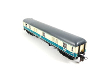 Laden Sie das Bild in den Galerie-Viewer, Trix Express H0 Gepäckwagen 53 3352 00 OVP
