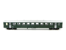 Laden Sie das Bild in den Galerie-Viewer, Roco H0 Personenwagen 2. Kl. ÖBB 45122 OVP

