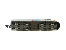 Laden Sie das Bild in den Galerie-Viewer, Märklin Z Diesellokomotive EMD F7 A-Unit "Amtrak" 8862 OVP - Bastler
