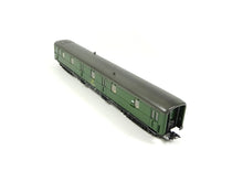 Laden Sie das Bild in den Galerie-Viewer, Märklin H0 Postwagen Poste-b/21 DBP mfx beleuchtet 43260 OVP
