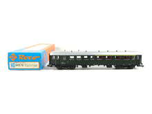 Laden Sie das Bild in den Galerie-Viewer, Roco H0 Set Eilzugwagen u Gepäckwagen ÖBB 44569 44570 44571 OVP
