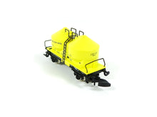 Laden Sie das Bild in den Galerie-Viewer, Märklin Z Güterwagen Staubgutwagen SBB  8229 OVP
