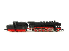 Laden Sie das Bild in den Galerie-Viewer, Märklin Z Schlepptenderlokomotive BR 050 DB 8884 OVP - Bastler
