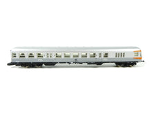 Laden Sie das Bild in den Galerie-Viewer, Märklin Z Personenwagen Steuerwagen Silberling DB 8718

