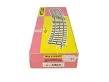 Laden Sie das Bild in den Galerie-Viewer, Trix Express H0 10x Gleis gebogen R2 24° 4324 OVP
