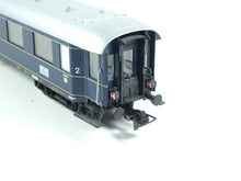 Laden Sie das Bild in den Galerie-Viewer, Fleischmann H0 Schnellzugwagen AB4üe DB, Zugschluss Licht, 5842 OVP
