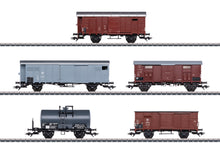 Laden Sie das Bild in den Galerie-Viewer, Märklin H0 Güterwagen-Set zur Ae 6/8 BLS 46575 neu OVP
