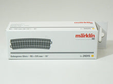 Laden Sie das Bild in den Galerie-Viewer, C Gleis Gleise gebogen R 3 für 24771 / 24772, 6 x Märklin H0 24315 neu, OVP
