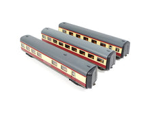 Laden Sie das Bild in den Galerie-Viewer, Roco H0 Personenwagen Set Helvetia BR VT 11.5 (VT 601) TEE  DB 04070A OVP
